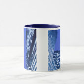 Defocused aufwärts Ansicht der Büro-Gebäudefenster Tasse (Zentrum)