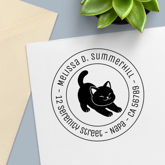 Dehnende schwarze Katze Rücksendeadresse Permastempel