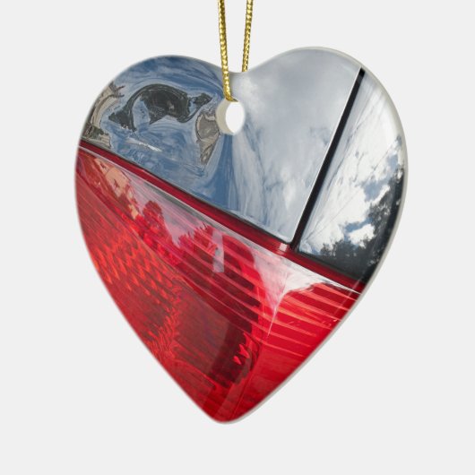 Dehnung der Heckklappe Keramikornament (Links)