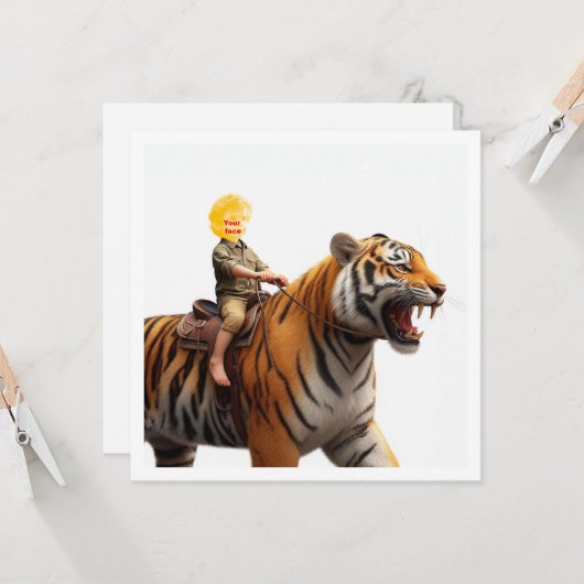 Dein Kind, das auf einem Tiger reitet, steckte mei Karte (Vorderseite/Rückseite Beispiel)