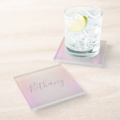 Dein Name | Elegantes Script Soft Ombre Glasuntersetzer (Schrägansicht)