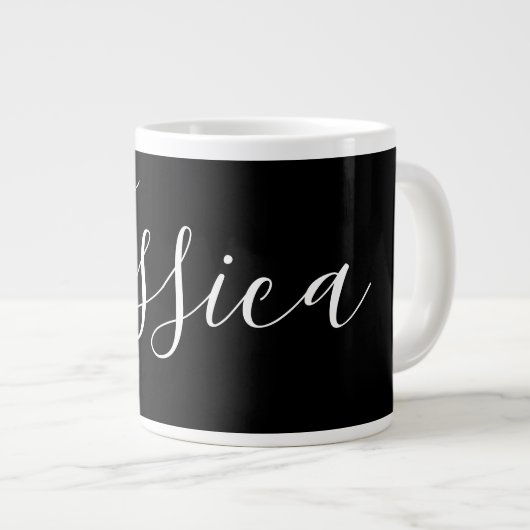 Dein Name | Elegantes weißes Script auf schwarz Jumbo-Tasse (Vorderseite Rechts)