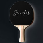 Dein Name | Elegantes weißes Script auf schwarz Tischtennis Schläger<br><div class="desc">Ihr Name oder irgendein anderes Wort in eleganter Kalligrafie.</div>