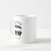 Deja Brew Funny Coffee Pun Kaffeetasse (Vorderseite Links)