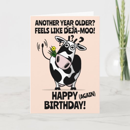 DeJa-Moo! Niedlicher Cartoon Kuh Happy Geburtstag Karte (Vorderseite)