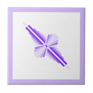 Deko-Elemente in tiefer und leichter lila Form Fliese