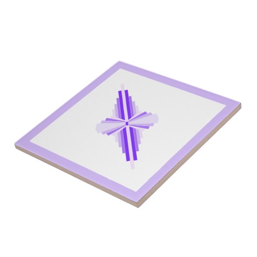 Deko-Elemente in tiefer und leichter lila Form Fliese (Seite)