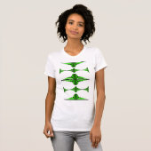 Deko-Elemente in tiefgrüner Umgebung T-Shirt (Vorne ganz)