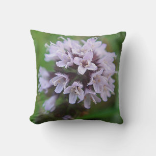 Dekokissen kleine lila Wildblüten