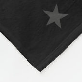 Dekor-dünne blaue Linie personalisierte Schwarzes Fleecedecke (Ecke)