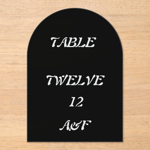 Dekoration der Hochzeitstische Acryleinladungen