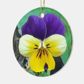 Dekoration der lila und gelben Keramik (Links)