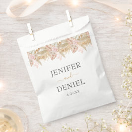 Dekoration der neutralen Palme und Pampas-Blume Ho Geschenktütchen