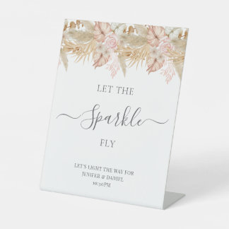 Dekoration der neutralen Palme und Pampas-Blume Ho Sockelschild