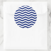 Dekoration der Wavy Navy Stripes Runder Aufkleber (Tasche)