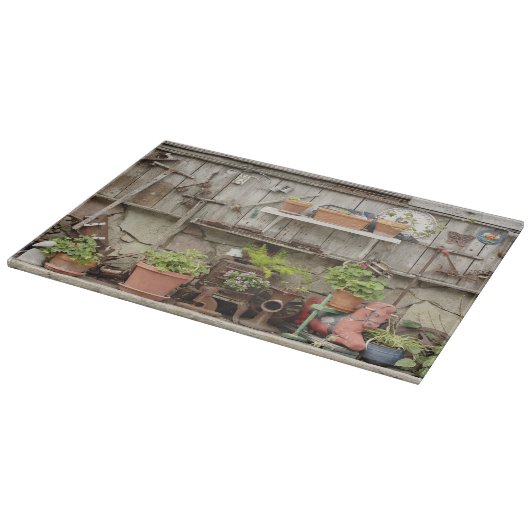 Dekorationen auf Holzzaun, Schneidebrett (Ecke)