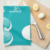 Dekorative Buchstaben auf blauem Hintergrund Geschirrtuch (Viertel Falte)