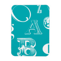 Dekorative Buchstaben auf blauem Hintergrund
