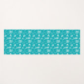 Dekorative Buchstaben auf blauem Hintergrund Yogamatte (Vorderseite (Horizontal))