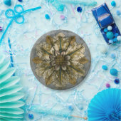 Dekorative Demaskrosette auf grauem Hintergrund Pappteller (Party)