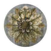Dekorative Demaskrosette auf grauem Hintergrund Schneidebrett (Vorderseite)