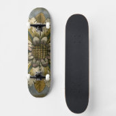 Dekorative Demaskrosette auf grauem Hintergrund Skateboard (Vorderseite)