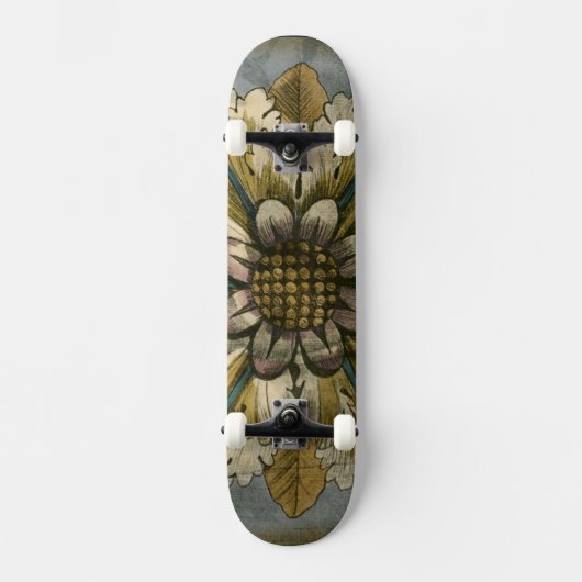 Dekorative Demaskrosette auf grauem Hintergrund Skateboard (Vorderseite)