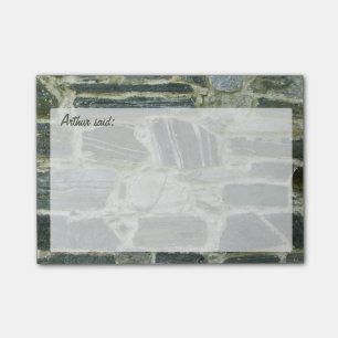 Dekorative Felsen-Beschaffenheit mit Text Post-it Klebezettel