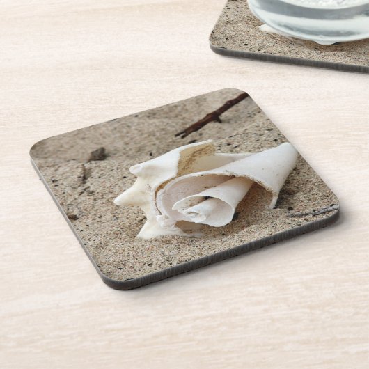 Dekorative Muschel auf Sand Getränkeuntersetzer (Linke Seite)