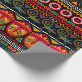 Dekorative Muster auf schwarzem Hintergrund in Afr Geschenkpapier (Ecke)