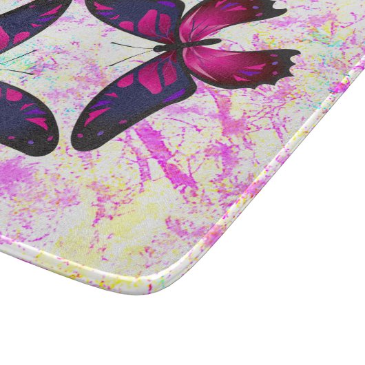 Dekorative rosa und violette Schmetterlinge Schneidebrett (Ecke)