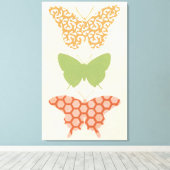 Dekorative Schmetterlingsmuster auf Cremehintergru Leinwanddruck (Insitu (Holzboden))