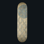 Dekorative Silber Tapestyle-Blumenarrangements Skateboard<br><div class="desc">Ein dekorativer silberner Wandteppich zeigt eine kreisförmige Blumenstruktur. Dieser Druck würde Menschen,  die Wandteppiche oder Tapisserien im Liebe haben,  ein wunderbares Geschenk machen!</div>