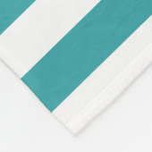 Dekorative Trend-Farben mit grünen Streifen Fleecedecke (Ecke)