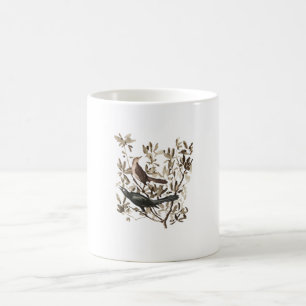 Dekorative Vintage-Wasserfarben-Vögel auf Zweigen Kaffeetasse