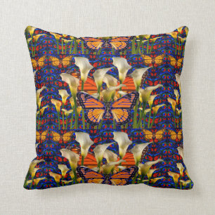 DEKORATIVE WEISSE CALLA-LILIEN U. MONARCHFALTER KISSEN