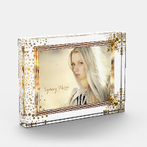 Dekorative weiße und goldene Konfetti-Punkte - DIY