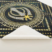 Dekoratives Khanda Symbol mit Edelsteinen u. Gold Sherpadecke (3/4)