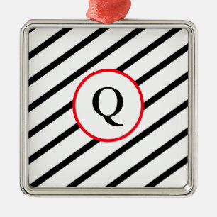 Dekoratives Monogramm Silbernes Ornament