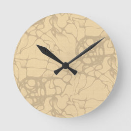 Dekoratives Muster auf beigem Hintergrund Runde Wanduhr