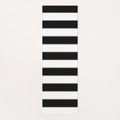 Dekoratives Muster aus schwarz-weiß Streifen Yogamatte (Vorderseite)