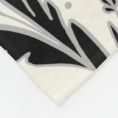 Dekoratives Schwarzes Weinmuster Fleecedecke (Ecke)