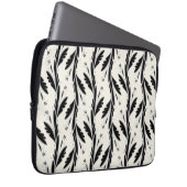 Dekoratives Schwarzes Weinmuster Laptopschutzhülle (Vorne Rechts)