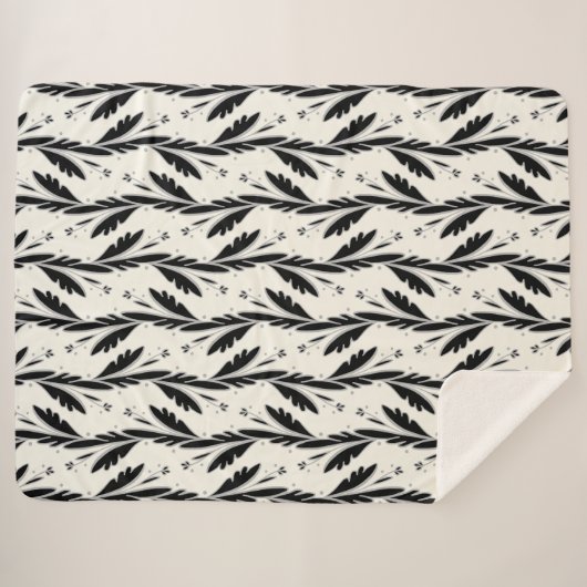 Dekoratives Schwarzes Weinmuster Sherpadecke (Vorderseite (Horizontal))