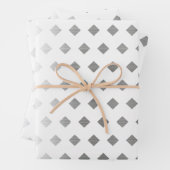Dekoratives Silbergrau-weißes Diamantmuster Geschenkpapier Set (Beispiel)