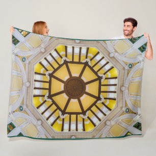 Dekorierte Decke am Bahnhof Tokio