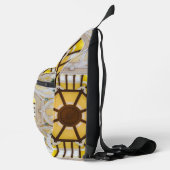 Dekorierte Decke am Bahnhof Tokio Crossbody Bag (Rechts)