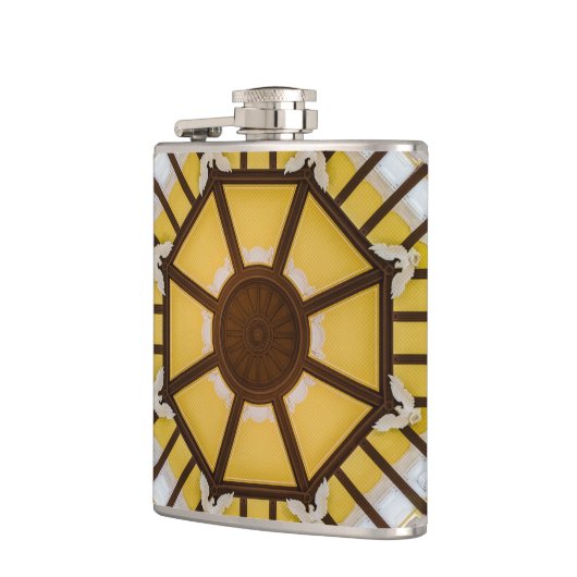 Dekorierte Decke am Bahnhof Tokio Flachmann (Links)