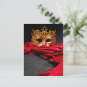 Dekorierte Maske für Maskerade auf rotem Samt Postkarte (Stehend Vorderseite)