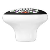 Dekorierte menschliche Schädel Art Thunder_Cove Keramikknauf (Seitenansicht)